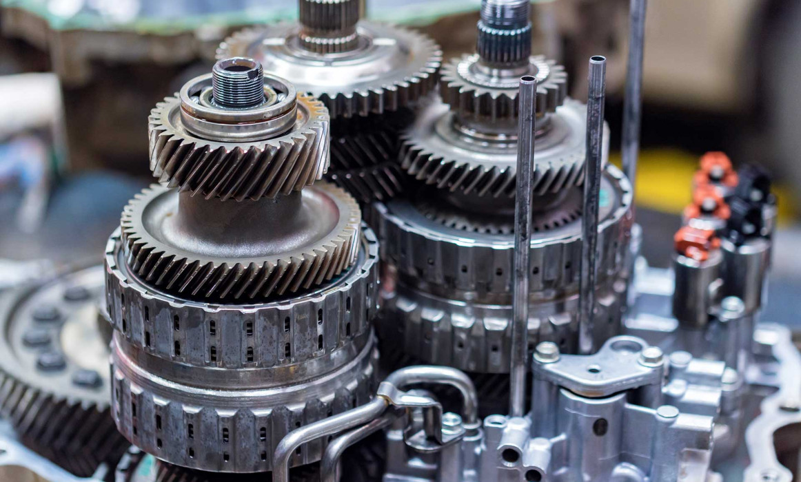 SAME tractor transmission gears in a workshop